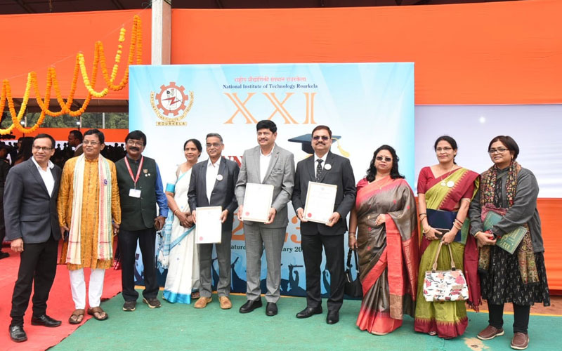 CEO, OCPL received the distinguished Alumnae award, NIT, Rourkela, from Chairman, Coal India on 20 January 2024. #